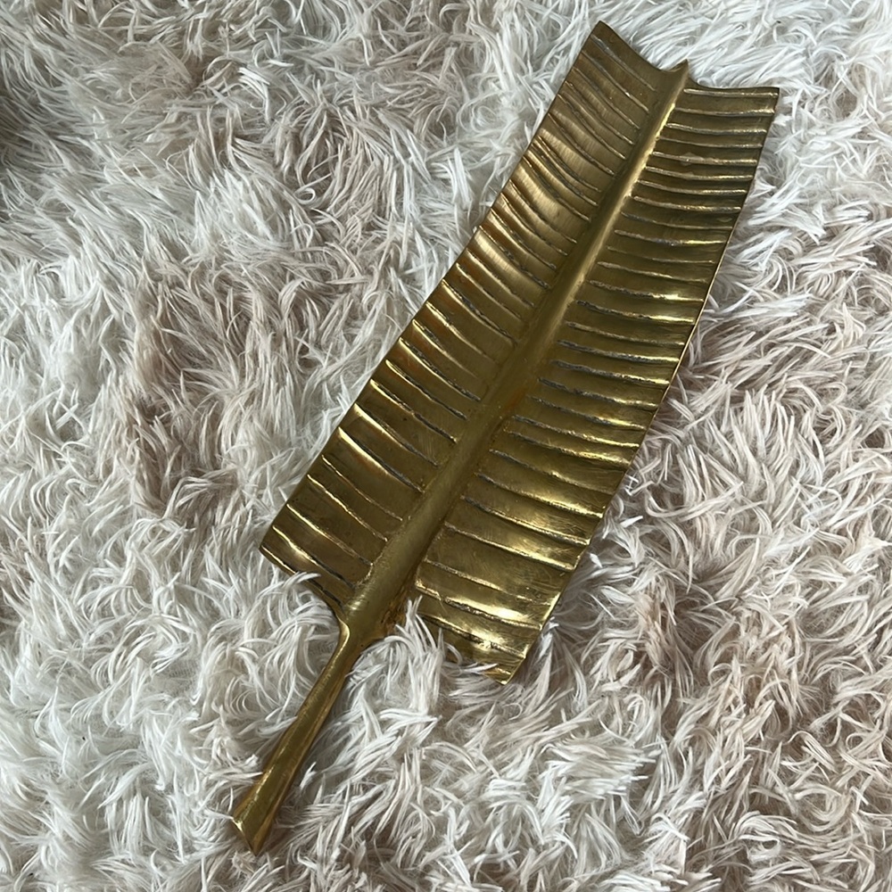 16” brass decorative leaf